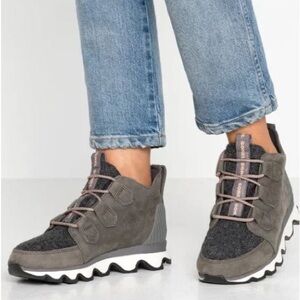 Sorel Kinetic caribou boot